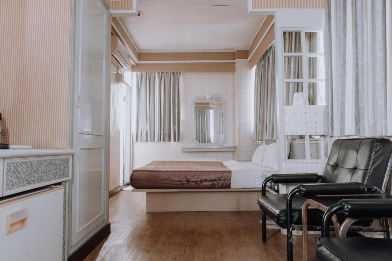 Pingtung Tong Hsin Hotel מראה חיצוני תמונה