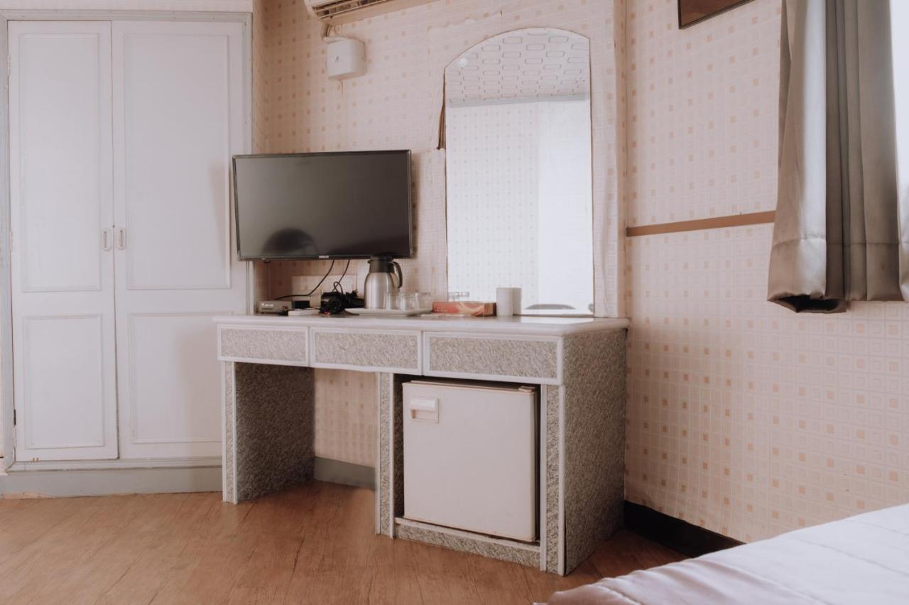 Pingtung Tong Hsin Hotel מראה חיצוני תמונה